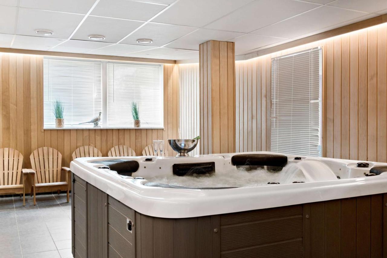 Sure Hotel By Best Western Vilsta Sporthotell Ескилстуна Екстериор снимка